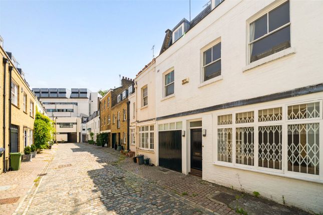Chesham Mews, Belgravia, London, SW1X 2 bed mews for sale