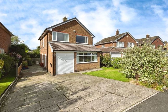Kinross Drive, Ladybridge 3 bed detached house for sale