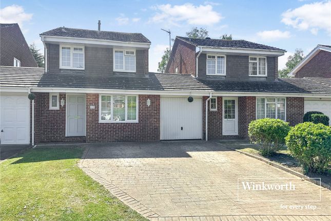 Mountbatten Drive, Dorset BH22 4 bed detached house for sale
