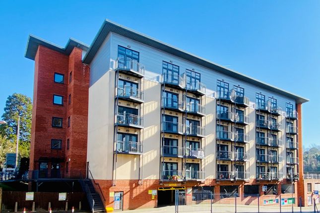 Marcus House, New North Road Studio for sale
