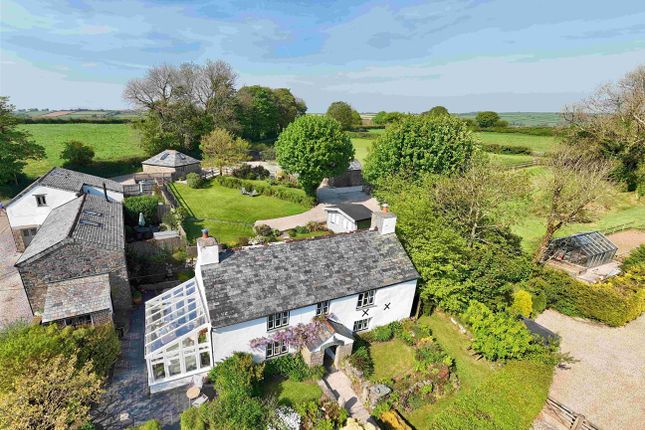 6 bedroom country house for sale