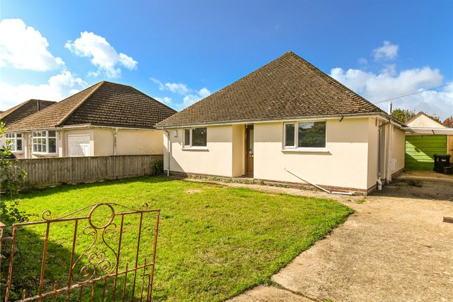 Leigh Road, New Milton, Hampshire, BH25 2 bed bungalow for sale