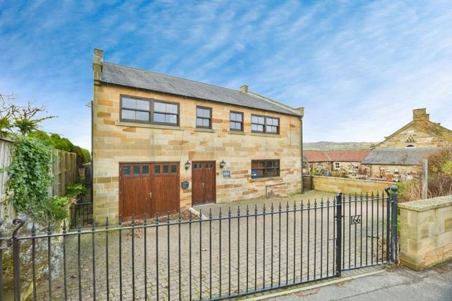 Coach Road, Sleights, Whitby, YO22 5 bed detached house for sale