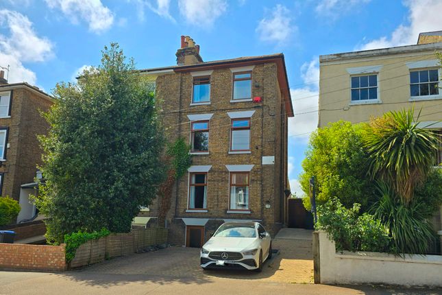 Grange Road, Ramsgate 6 bed semi