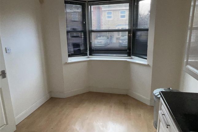 3 bed semi-detached house