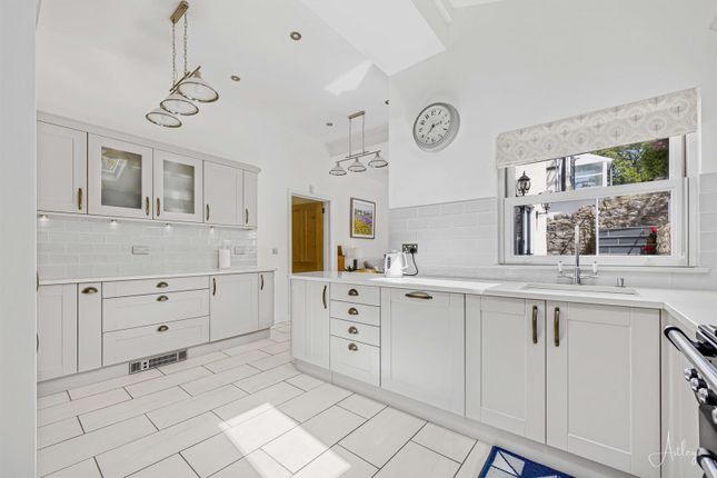 Langland Villas, Mumbles, Swansea 6 bed detached house for sale