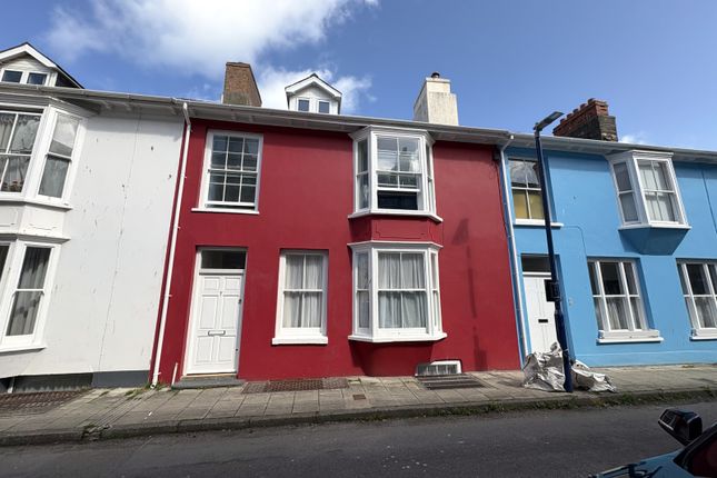 5 bed terraced house