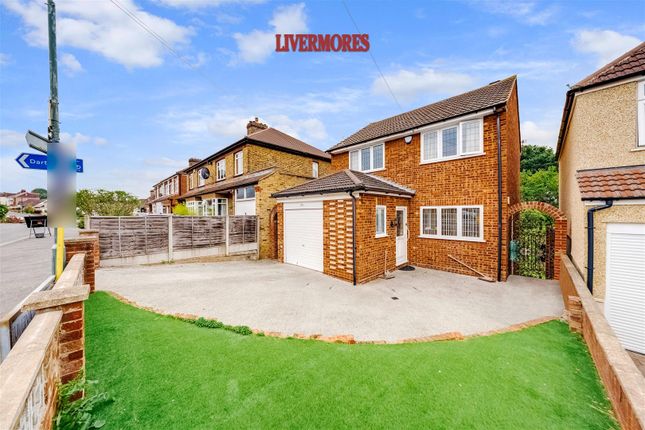 Heathview Avenue, Crayford, Dartford... 3 bed detached house for sale