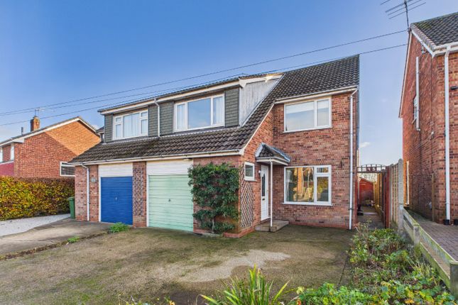 4 bedroom semi-detached house for sale