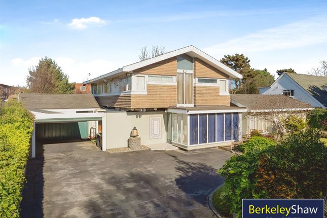 Warren Road, Blundellsands, Liverpool 6 bed detached house for sale