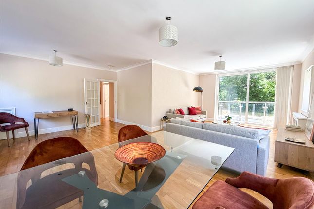 The Avenue, Poole 2 bed ground floor flat for sale