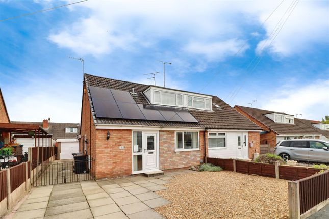 2 bedroom semi-detached house for sale