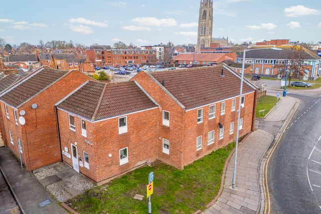 James Street, Boston, Lincolnshire, PE21 2 bed flat for sale