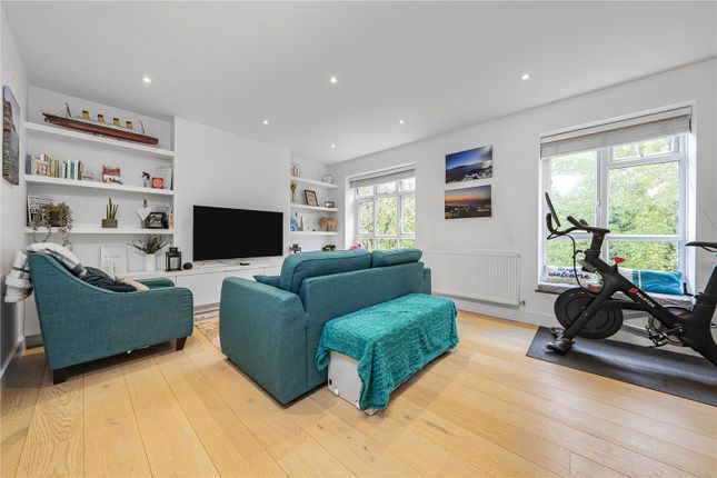 Frensham Drive, London, SW15 3 bed terraced house for sale