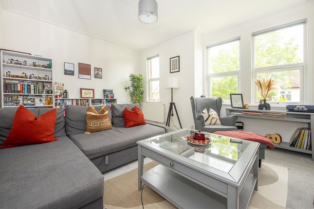 Kingston Road, Raynes Park SW20 1 bed maisonette for sale