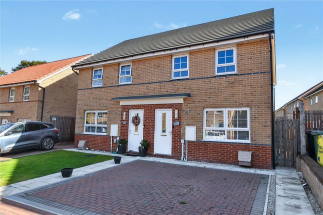 St. Michaels Drive, East Ardsley... 3 bed semi