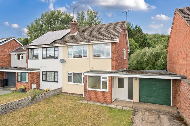 Rhoslan, Guilsfield, Welshpool... 3 bed semi