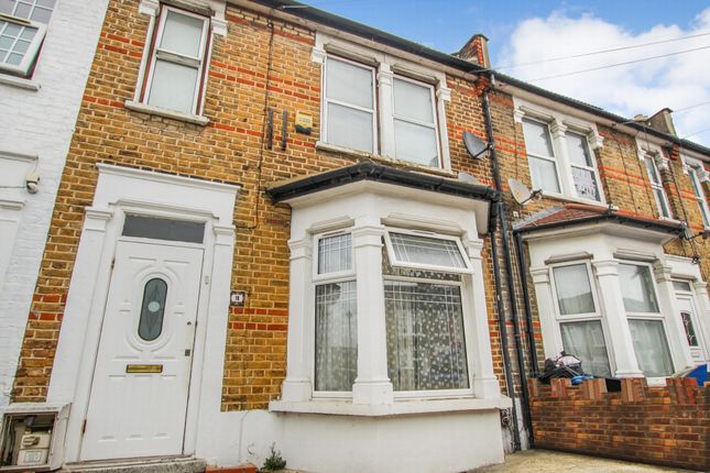 Madras Road, Ilford, IG1 2EY 2 bed flat for sale