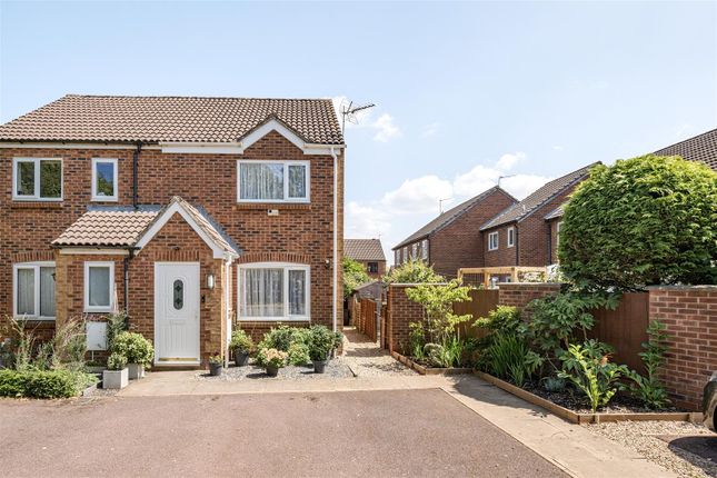 2 bedroom semi-detached house for sale