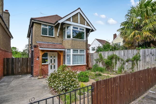 Lynchford Road, Farnborough, GU14 3 bed detached house for sale