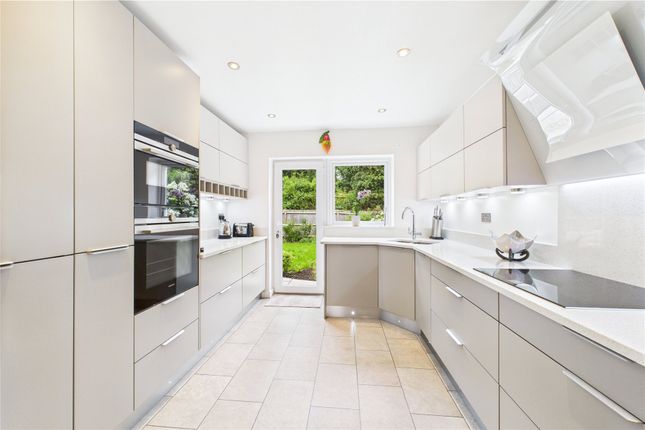 Starmead Drive, Wokingham, Berkshire... 4 bed link detached house for sale