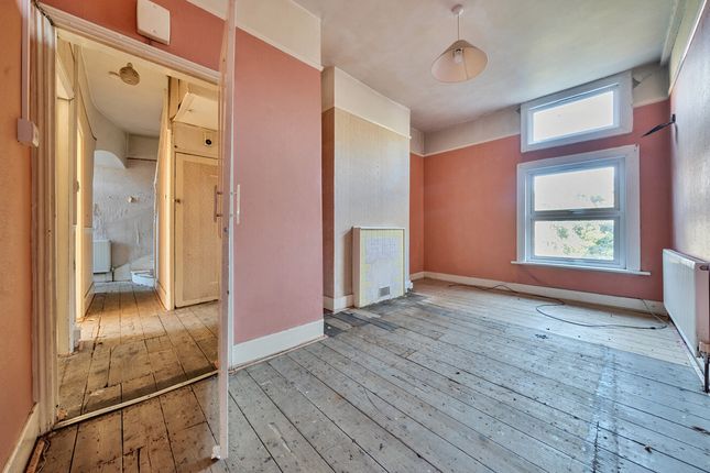 3 bed semi-detached house