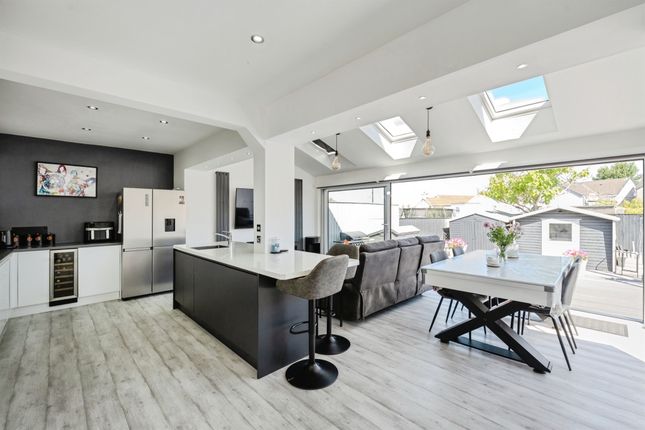 4 bed semi-detached house