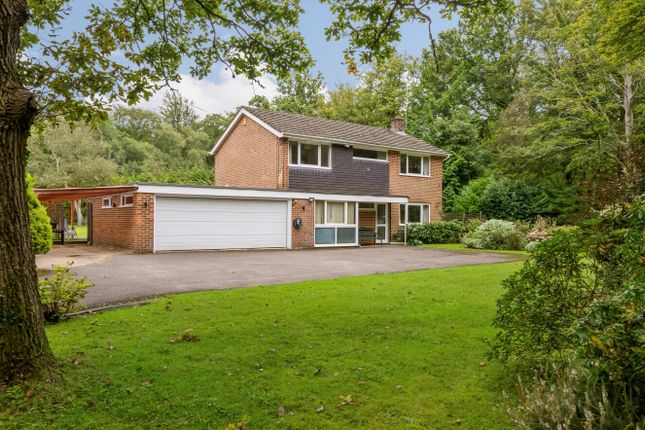 Sway Road, Brockenhurst, SO42 3 bed detached house for sale