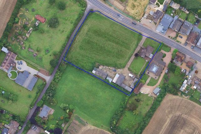 3 bed detached house