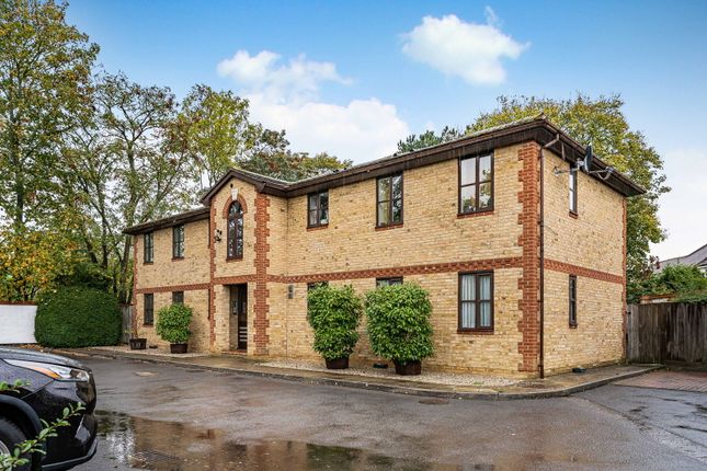 Blakeney Road, London BR3 1 bed ground floor flat for sale