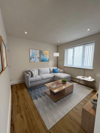 Manor Way, Neath SA11 3 bed semi