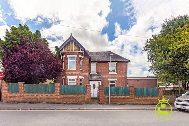 Britannia Road, Poole BH14 3 bed end of terrace house for sale