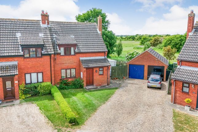 Martins Meadow, Gislingham, Eye 3 bed semi