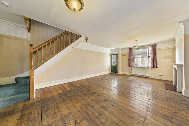 Beauchamp Road, Twickenham, TW1 2 bed end of terrace house for sale