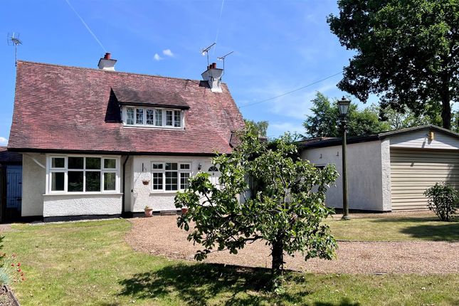 New Barn Road, Longfield 4 bed detached house for sale