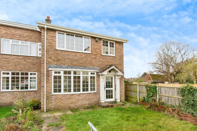 3 bedroom end of terrace house for sale