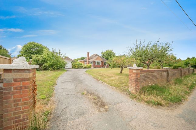 2 bedroom detached bungalow for sale