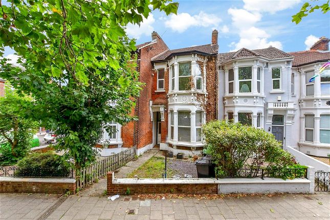 2 bedroom ground floor flat for sale