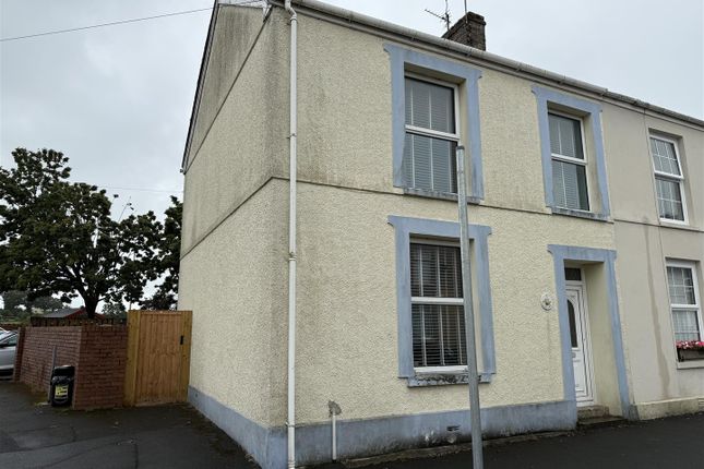 Station Road, Kidwelly 3 bed semi