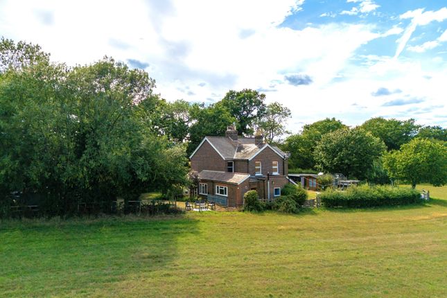 Lonesome Lane, Reigate, Surrey, RH2 3 bed semi