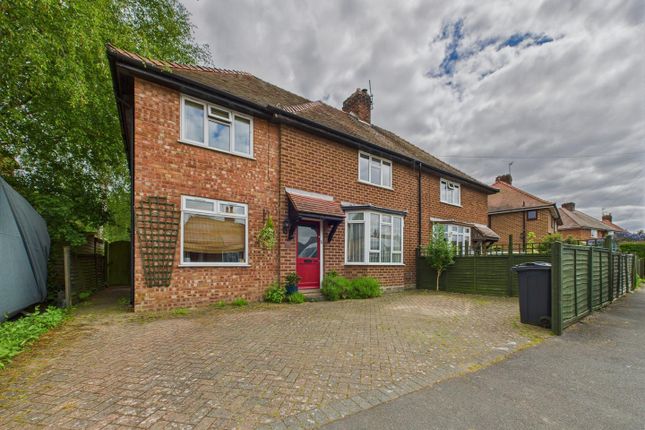 The Avenue, Welland, Malvern 4 bed semi