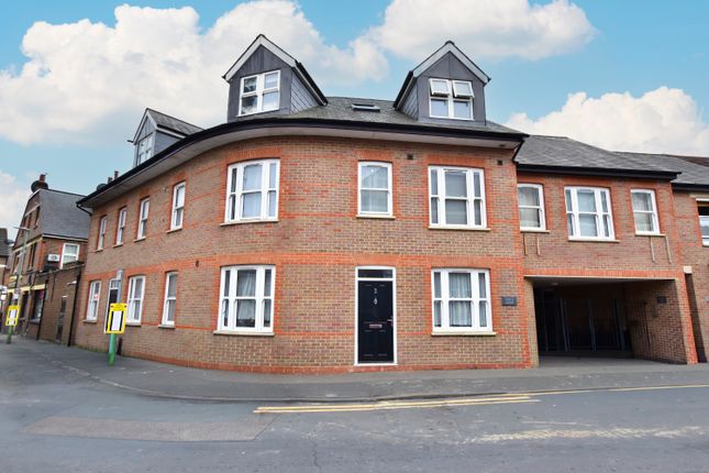 1 bedroom ground floor maisonette for sale