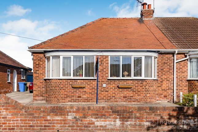 2 bedroom semi-detached bungalow for sale