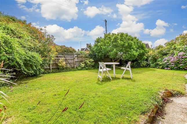2 bed detached house