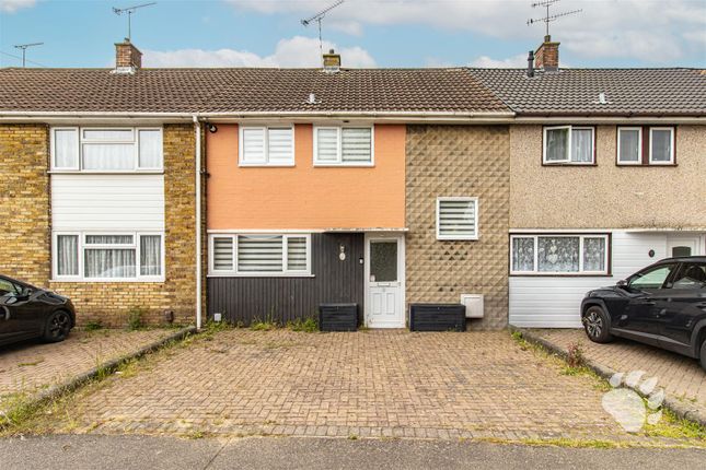 Priors East, Basildon SS14 3 bed terraced house for sale