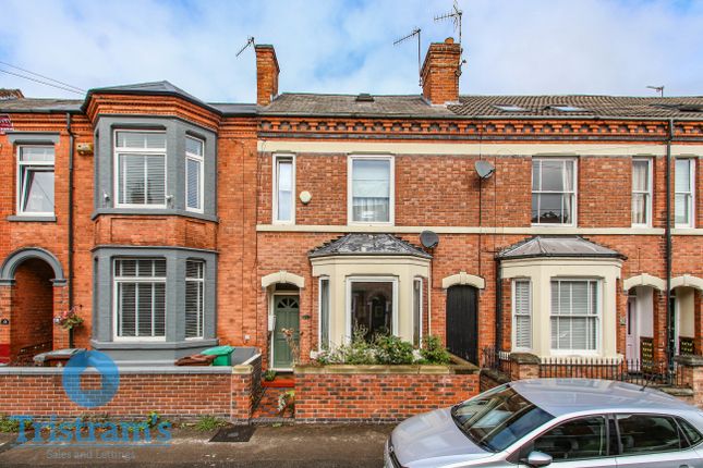 3 bedroom town house for sale