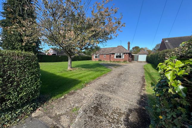 Oving Road, Aylesbury HP22 3 bed detached bungalow for sale