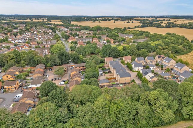 Hunters Oak, Hemel Hempstead HP2 2 bed terraced house for sale