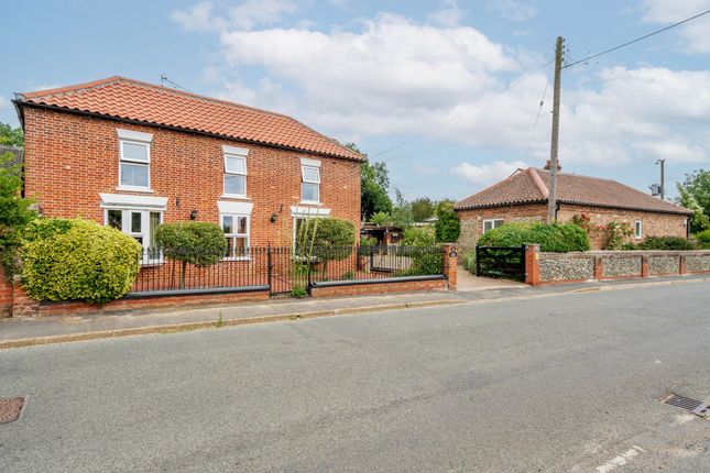 The Street, Norwich NR16 4 bed detached house for sale