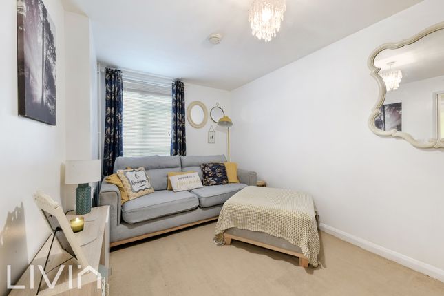 Croydon CR0 2 bed maisonette for sale